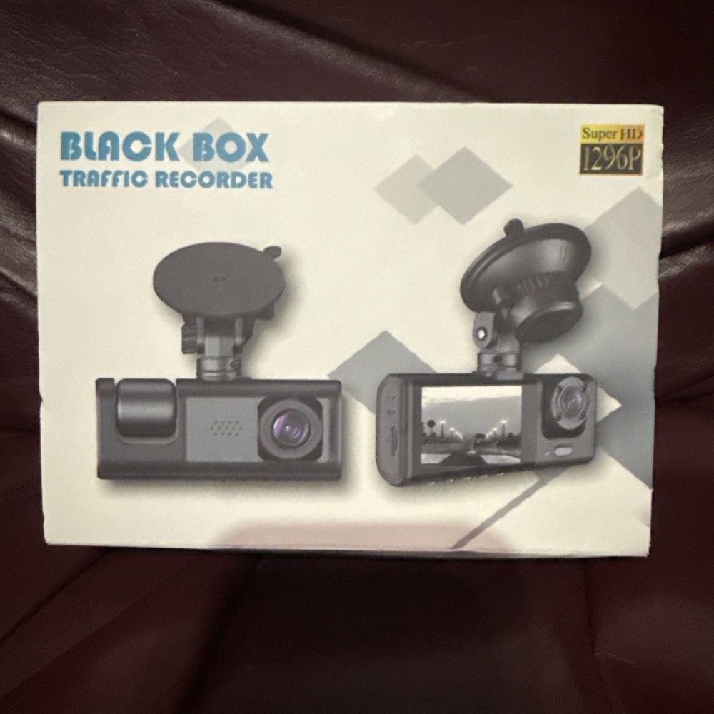 Black Box Dash Cam Wide Angle, Reversing Image, Night Vision, Rear Cam,‎ 32gb SD